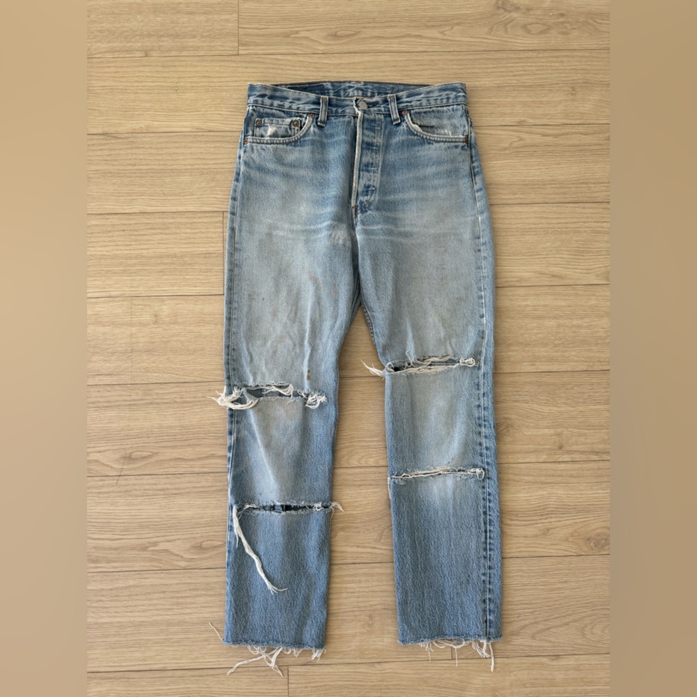 LEVIS VINTAGE 501’s DISTRESSED BLUE JEANS TAILORED